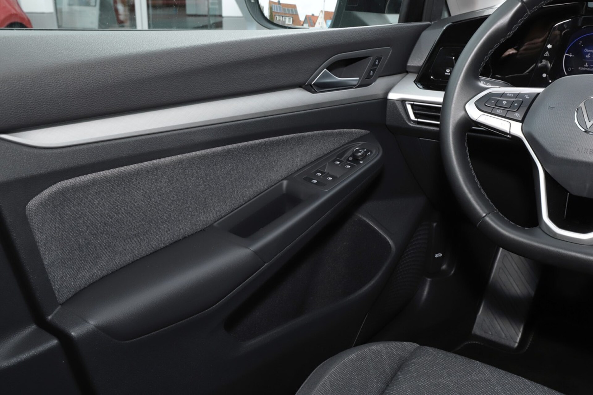 Volkswagen Golf Variant Life
