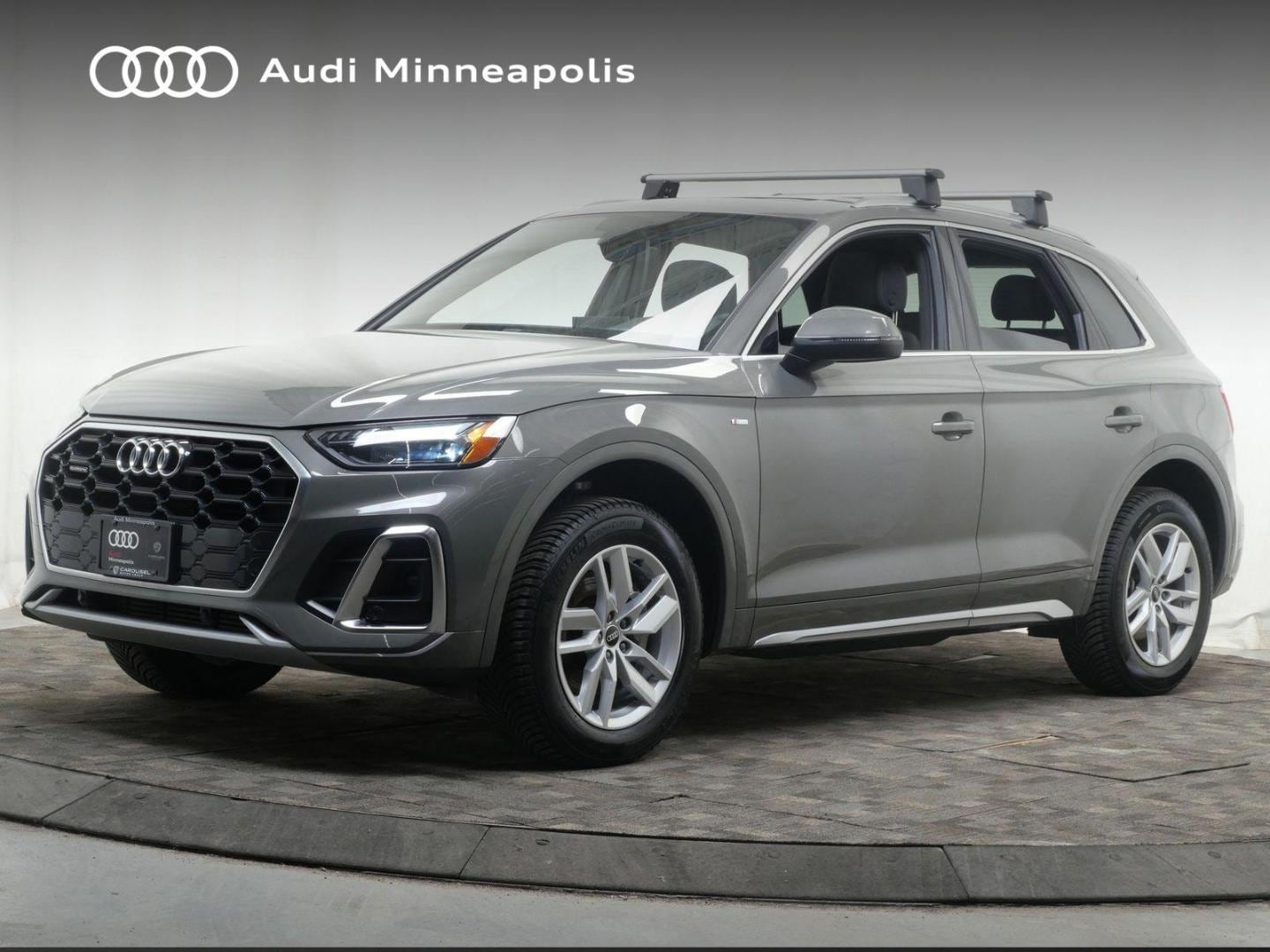 2023 Audi Q5 45 Premium's photo