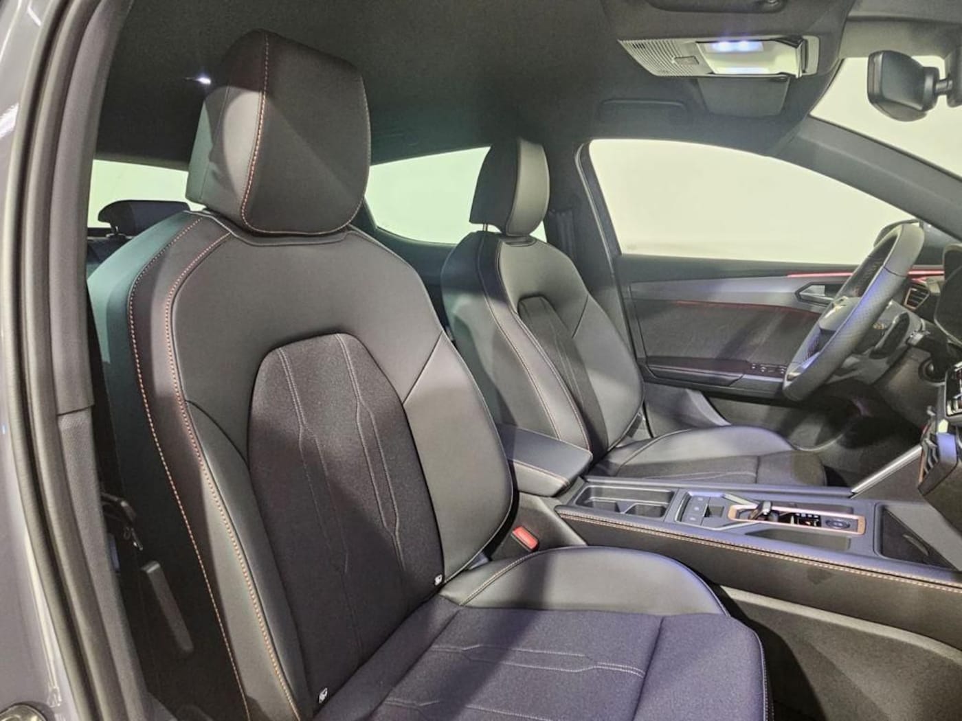 CUPRA Leon León 1.5 TSI e-Hybrid DSG 150 kW (204 CV) — photo 14