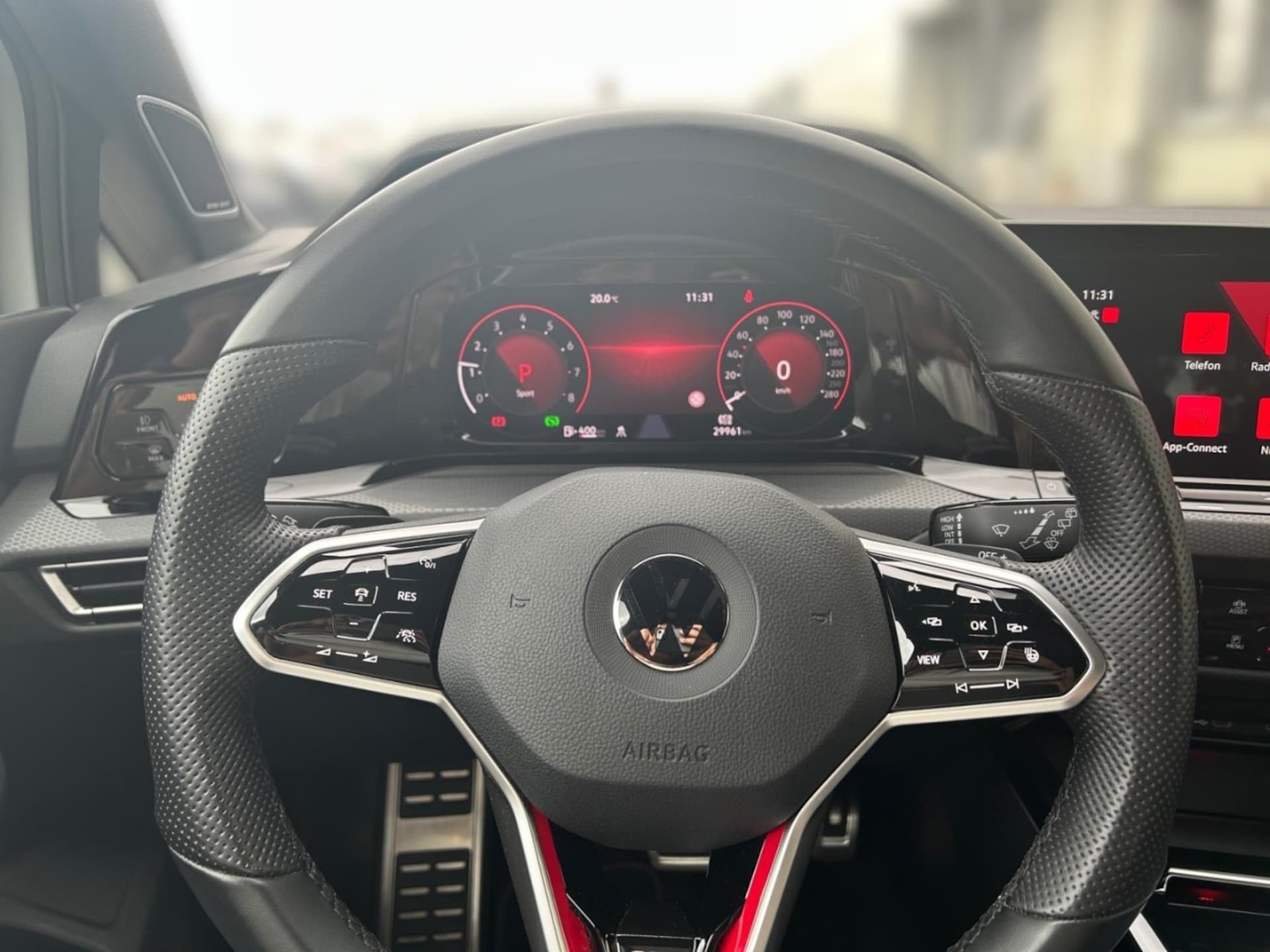 Volkswagen Golf GTI