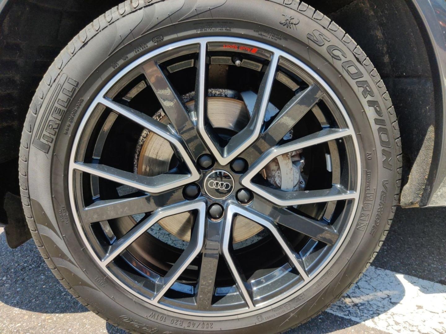 Bild über Audi Q5 Sportback 40 TFSI quattro S tronic - für weitere Informationen kontaktieren Sie den Audi Partner