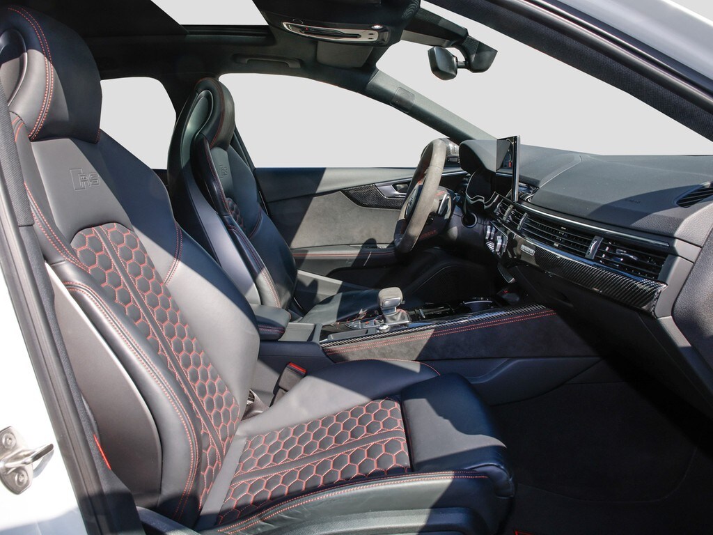 Image about Audi RS 4 Avant TFSI quattro tiptronic