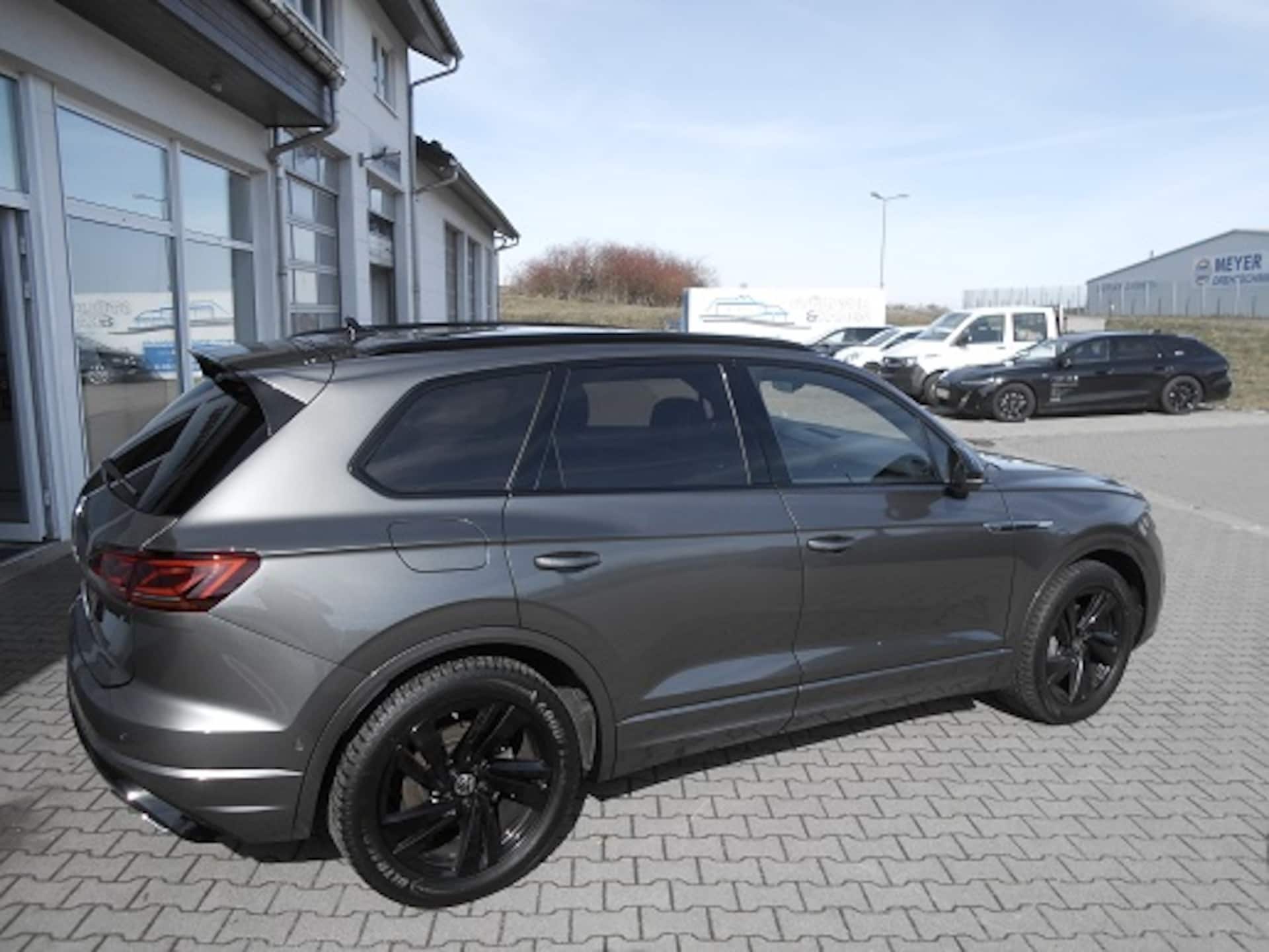 Volkswagen Touareg R-Line