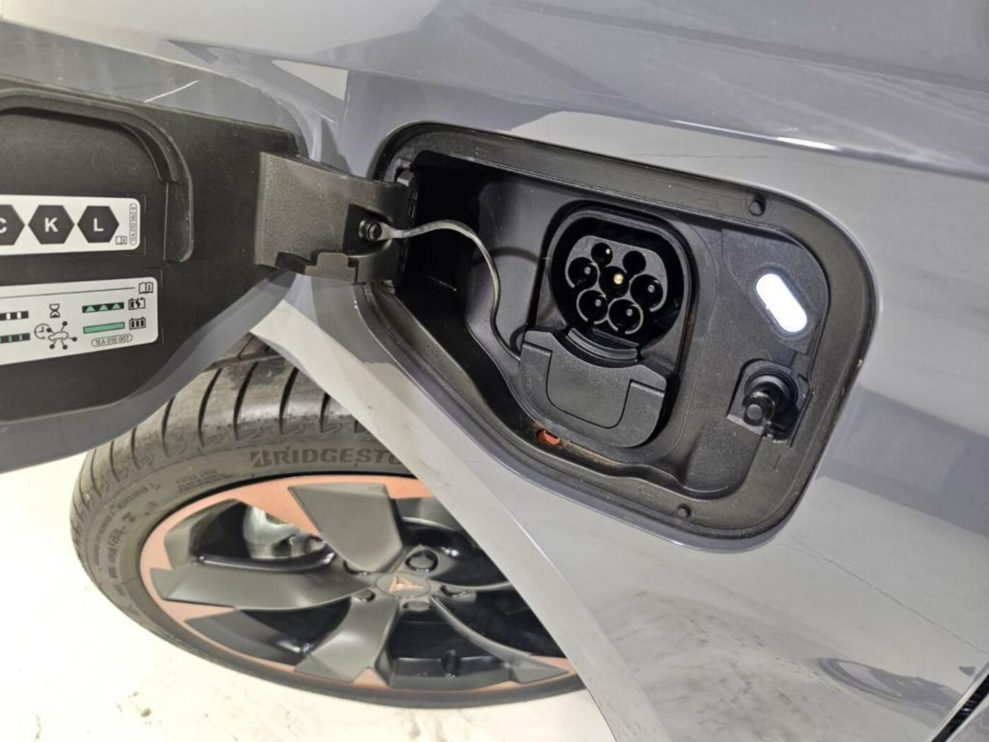 CUPRA Leon León 1.5 TSI e-Hybrid DSG 150 kW (204 CV) — photo 20