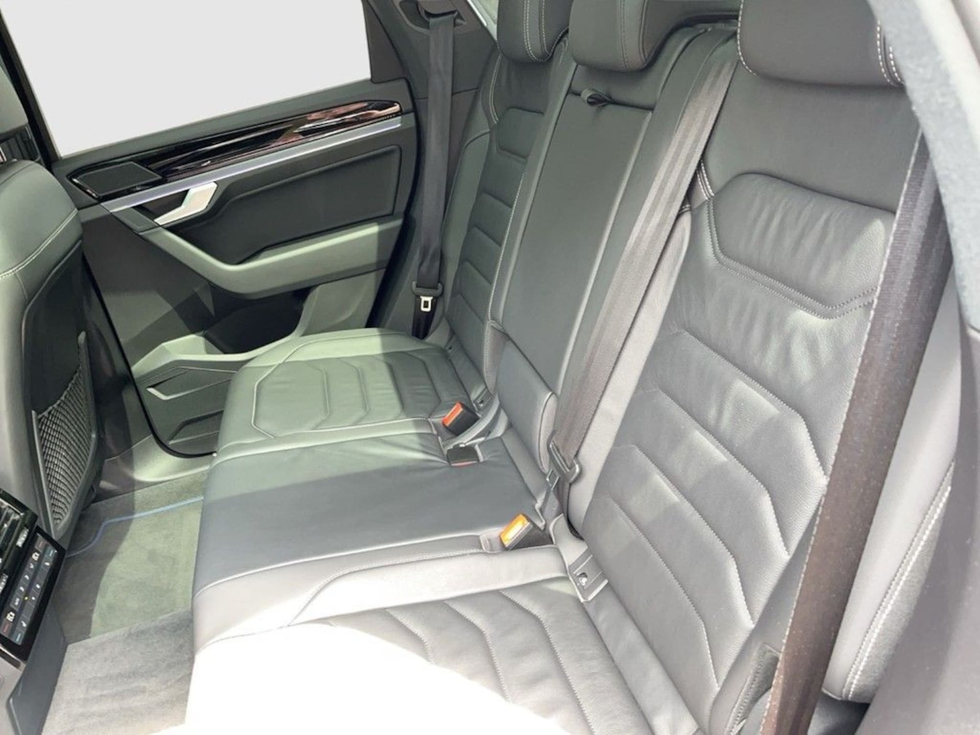 Volkswagen Touareg R