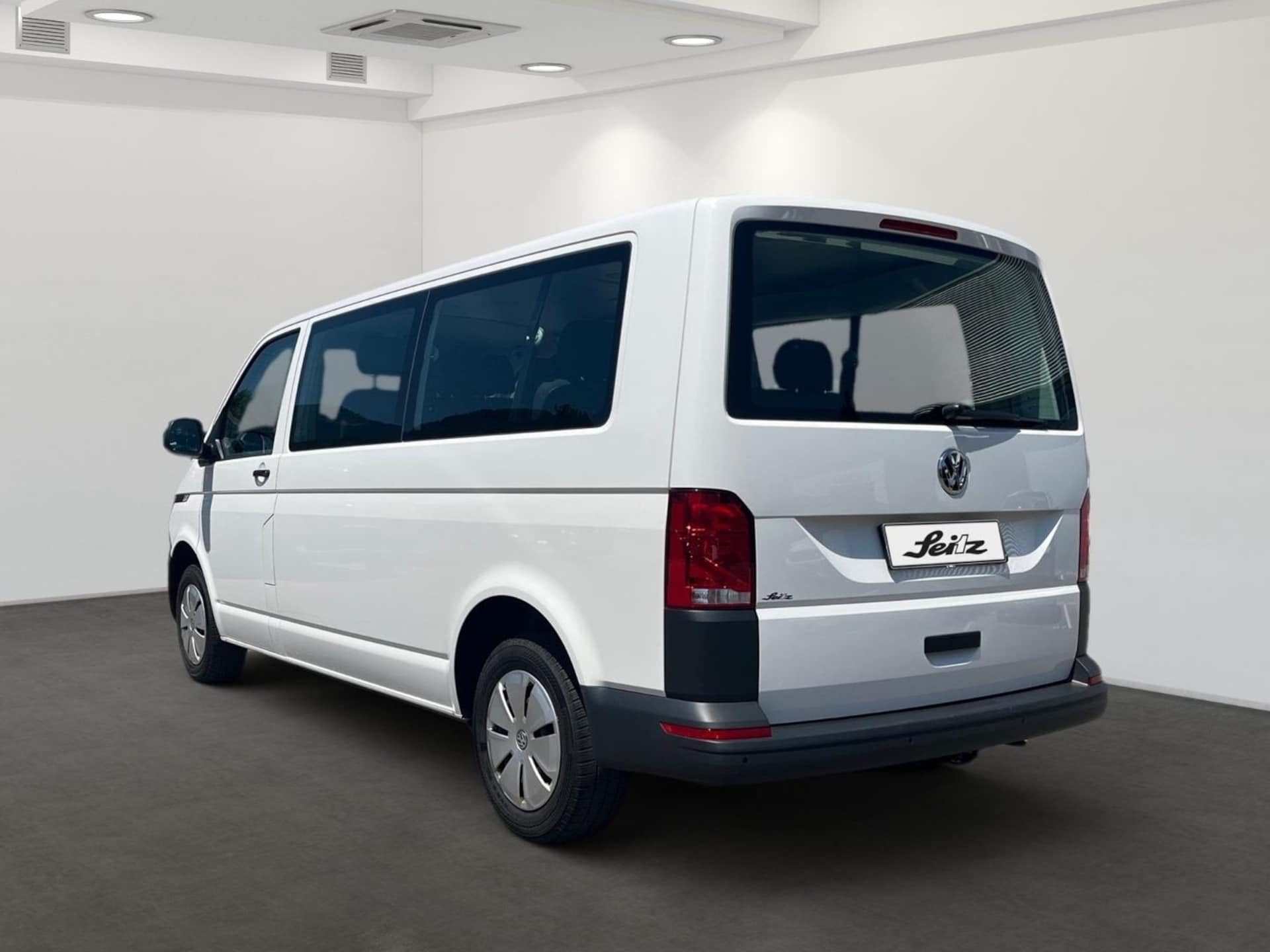 Volkswagen T6.1 Transporter Kombi langer Radstand