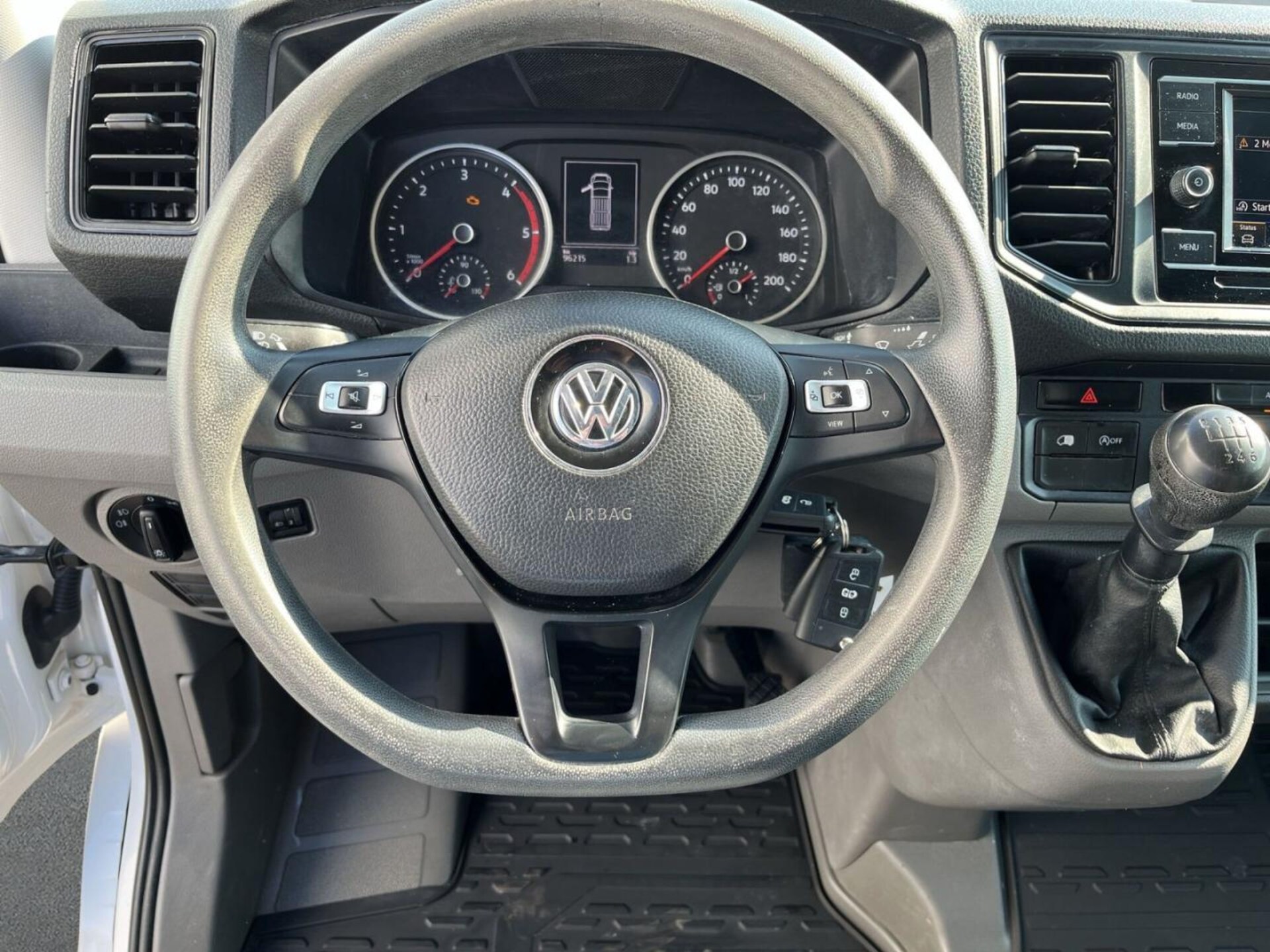 Volkswagen Crafter Kasten mittlerer Radstand