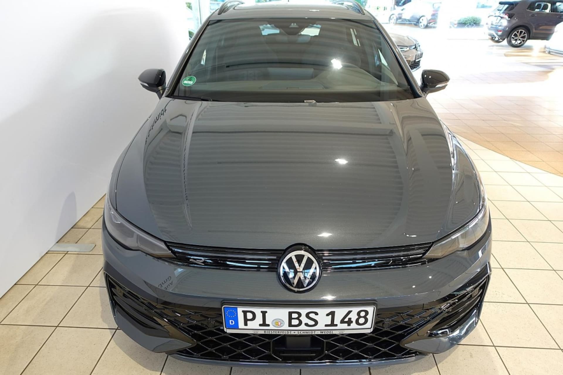 Volkswagen Golf Variant R-Line