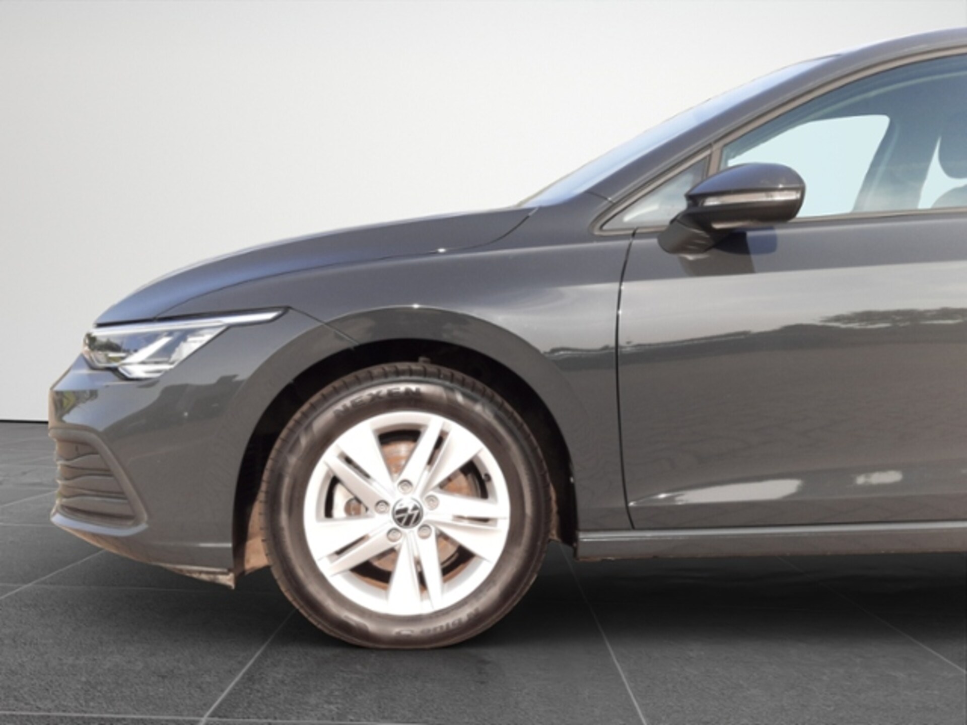Volkswagen Golf Life