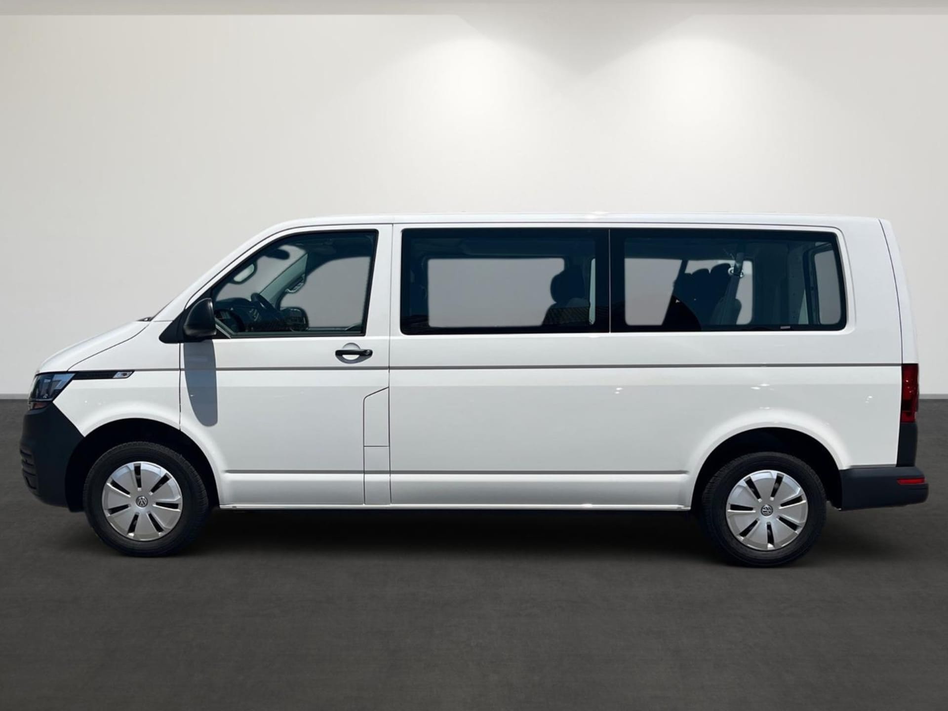 Volkswagen T6.1 Transporter Kombi langer Radstand