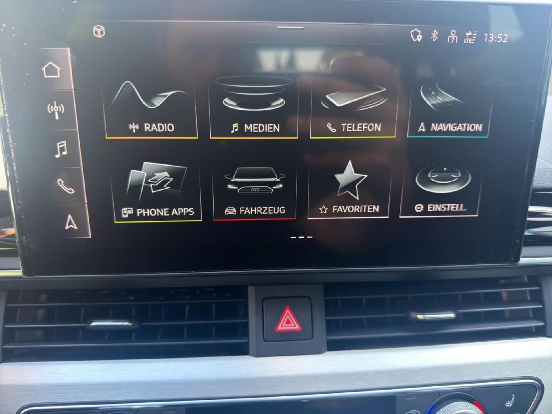 Audi A4 Avant S line