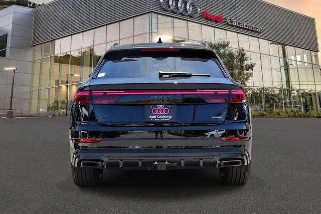 2026 Audi Q8