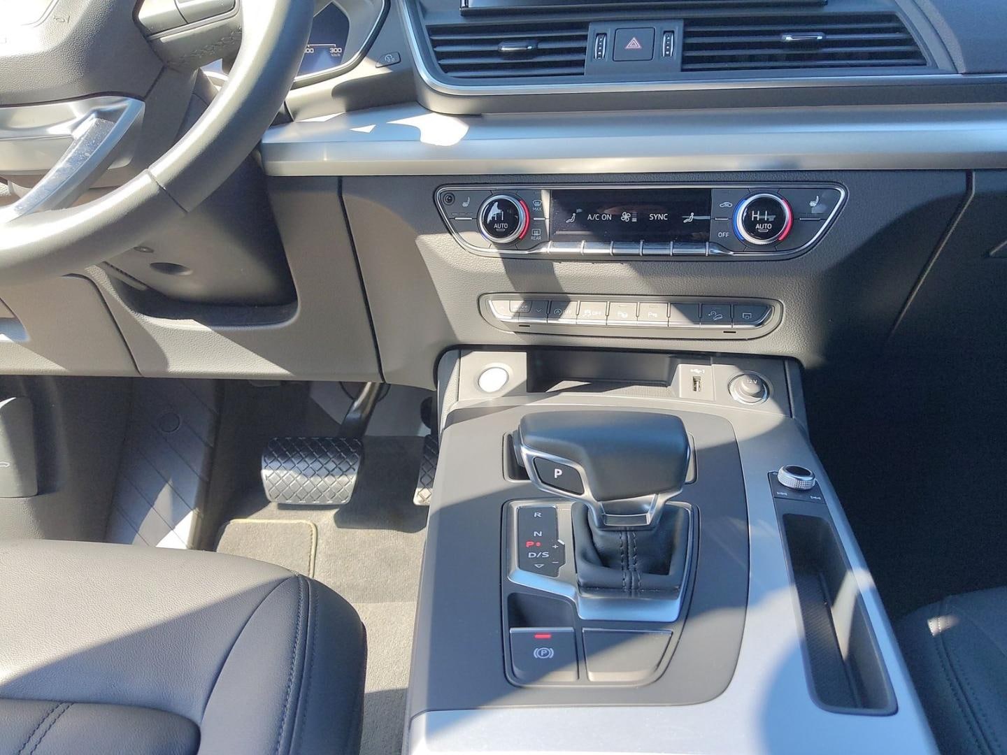 Bild über Audi Q5 Sportback 50 TDI quattro tiptronic - für weitere Informationen kontaktieren Sie den Audi Partner