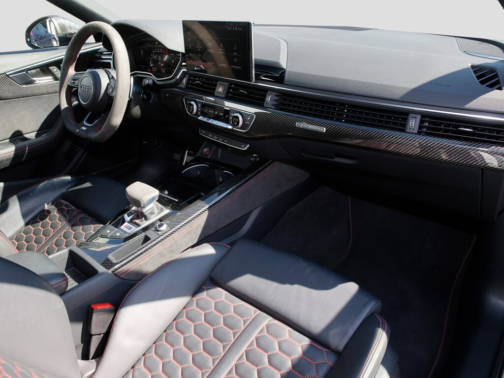 Image about Audi RS 4 Avant TFSI quattro tiptronic