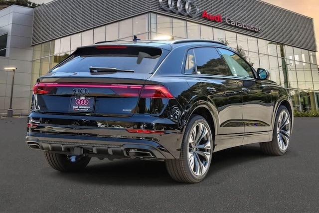 2026 Audi Q8