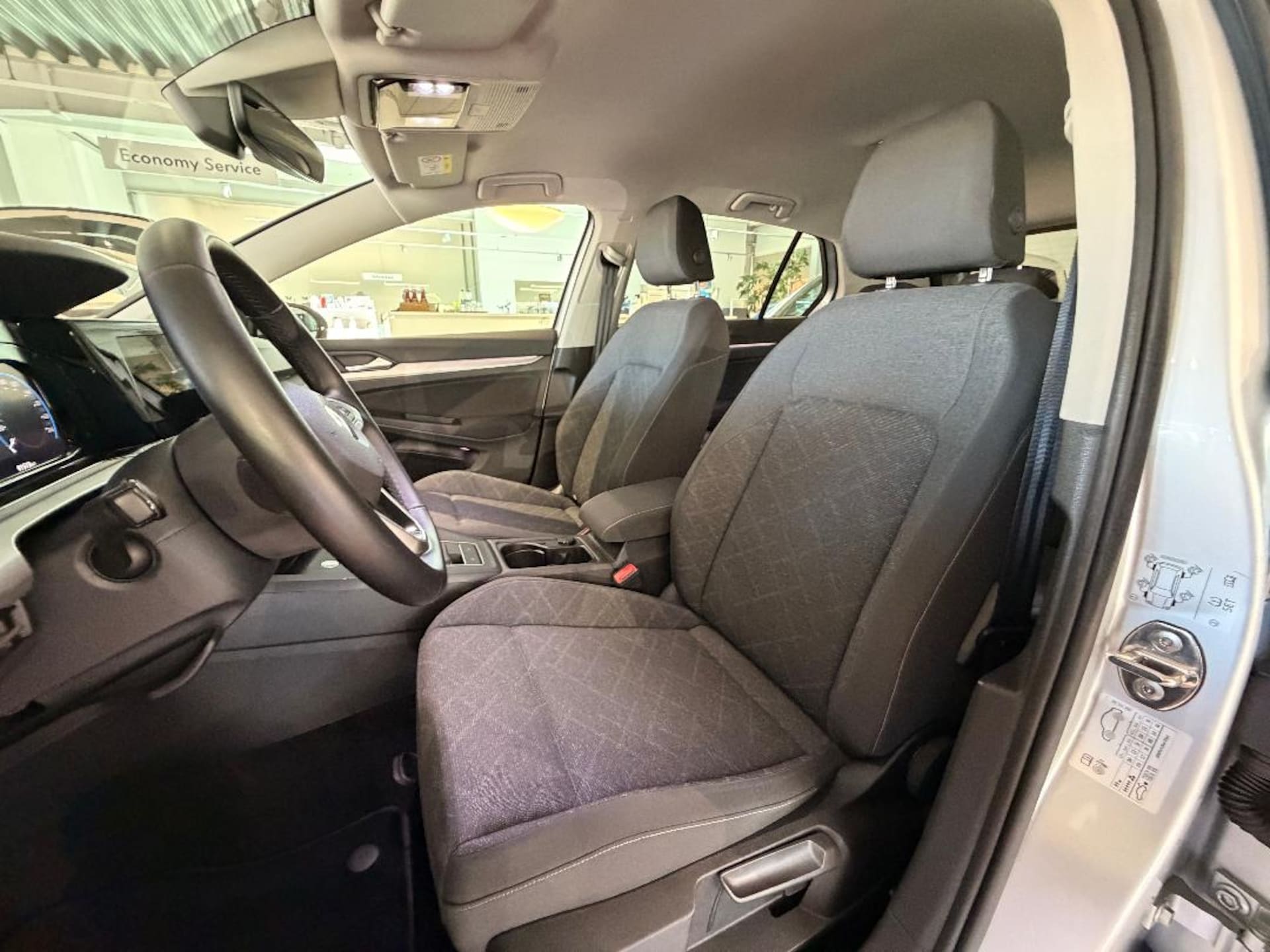 Volkswagen Golf Life