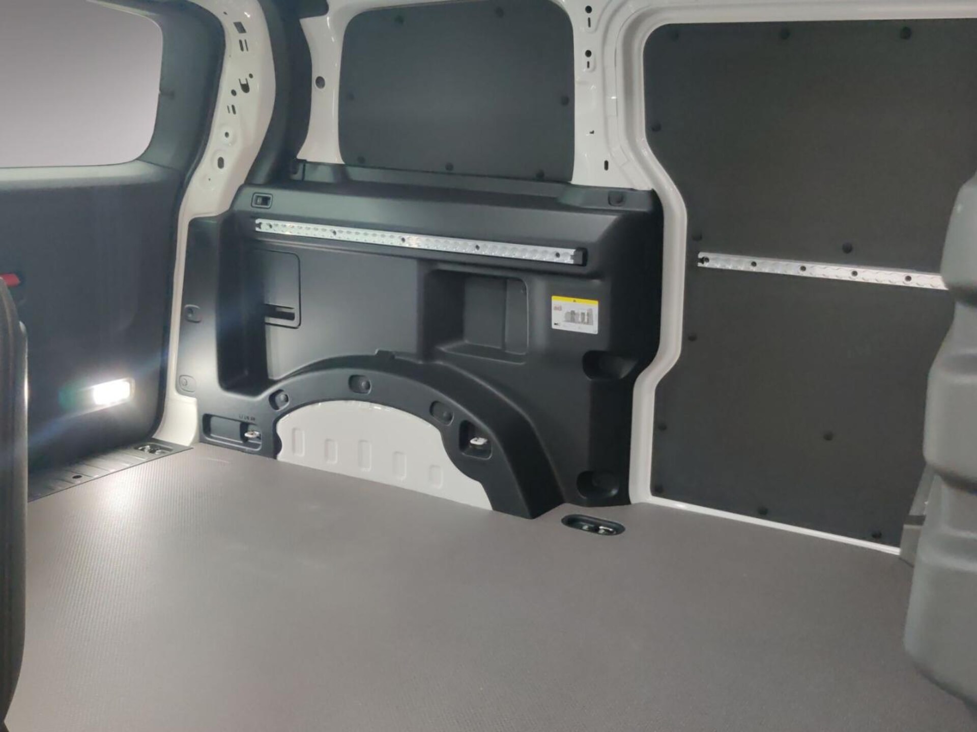 Volkswagen ID. Buzz Cargo Basis-Modell