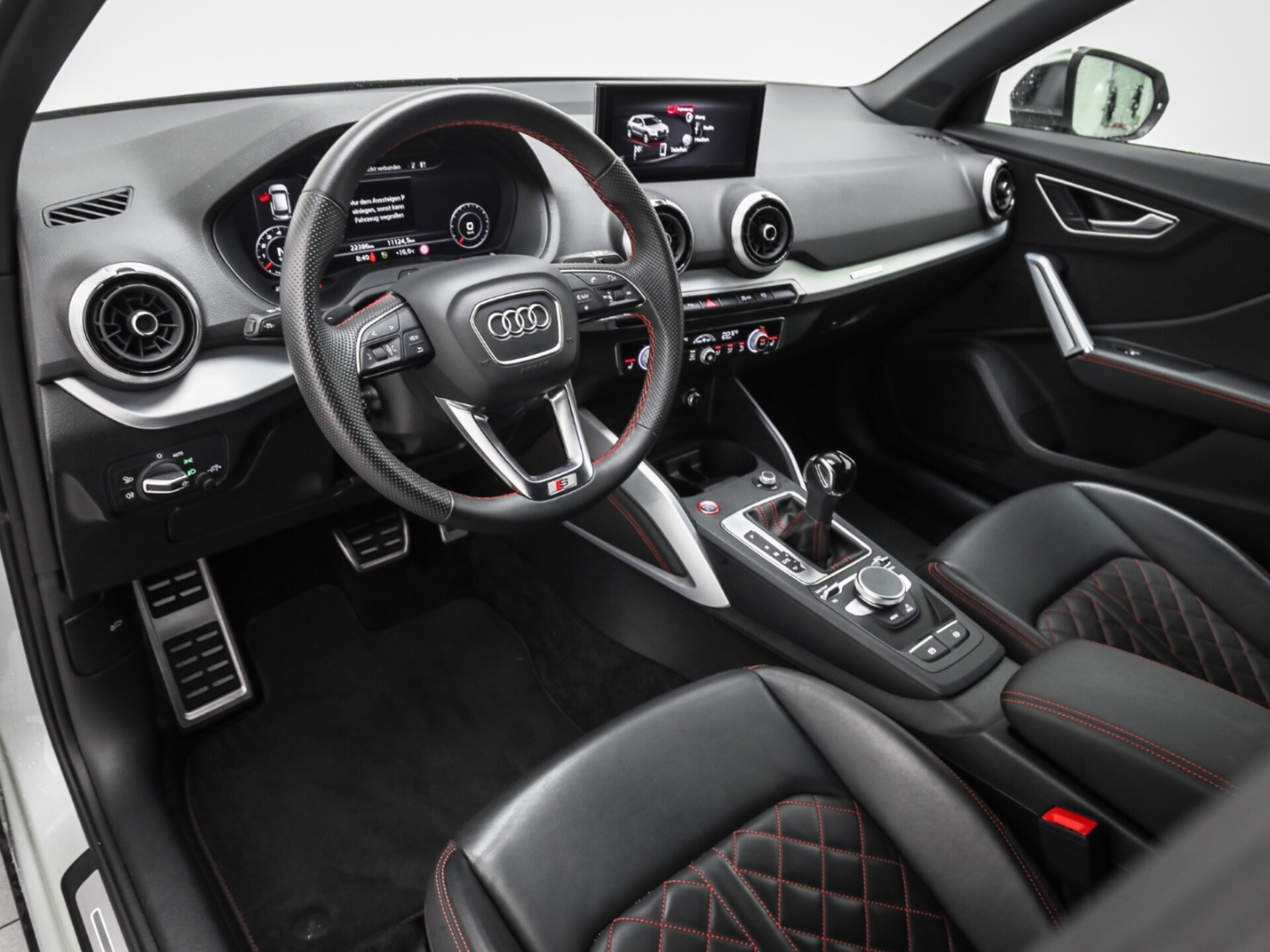 Audi SQ2