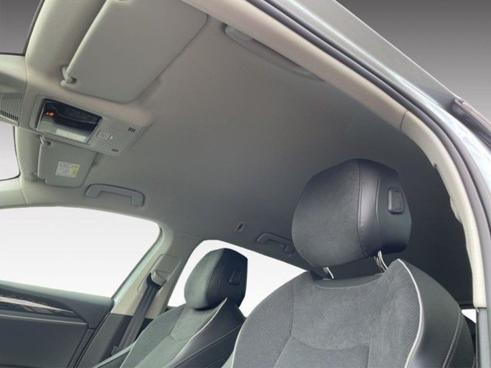 Volkswagen Passat – Bild 10