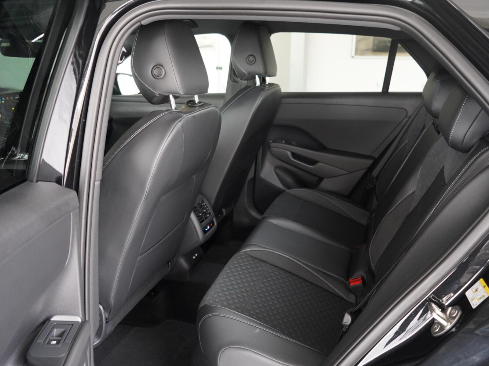 Volkswagen T-Roc – Bild 11