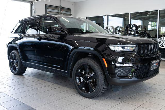 2023 Jeep Grand Cherokee Limited 4x4's photo