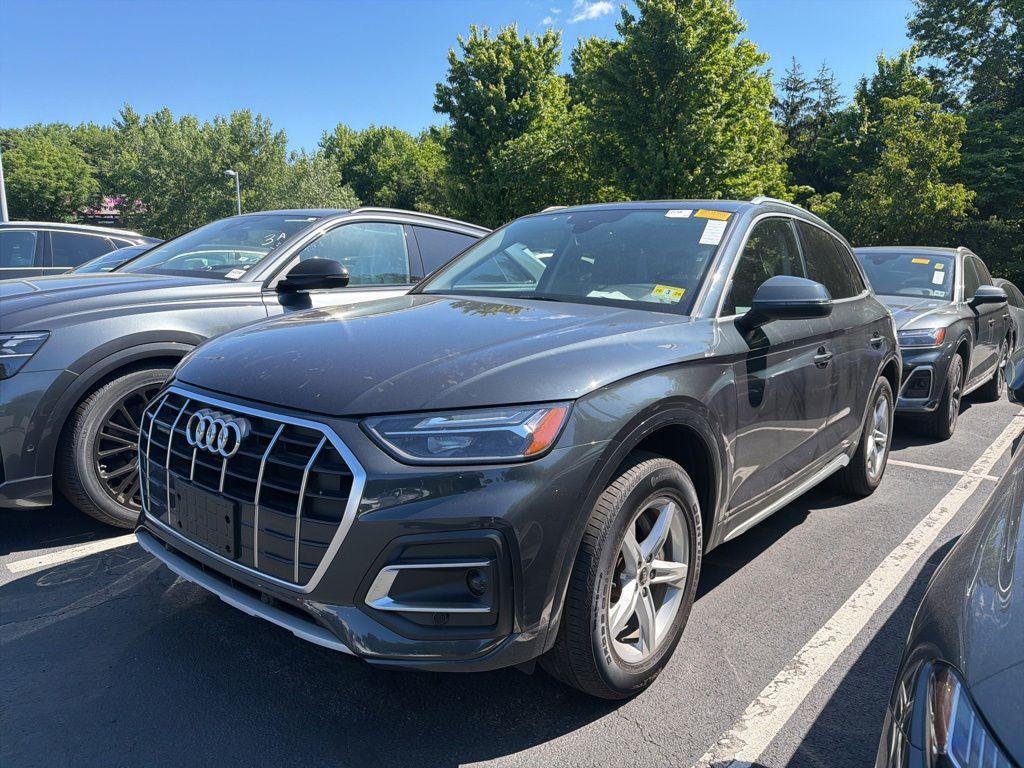 2021 Audi Q5 45 Premium's photo