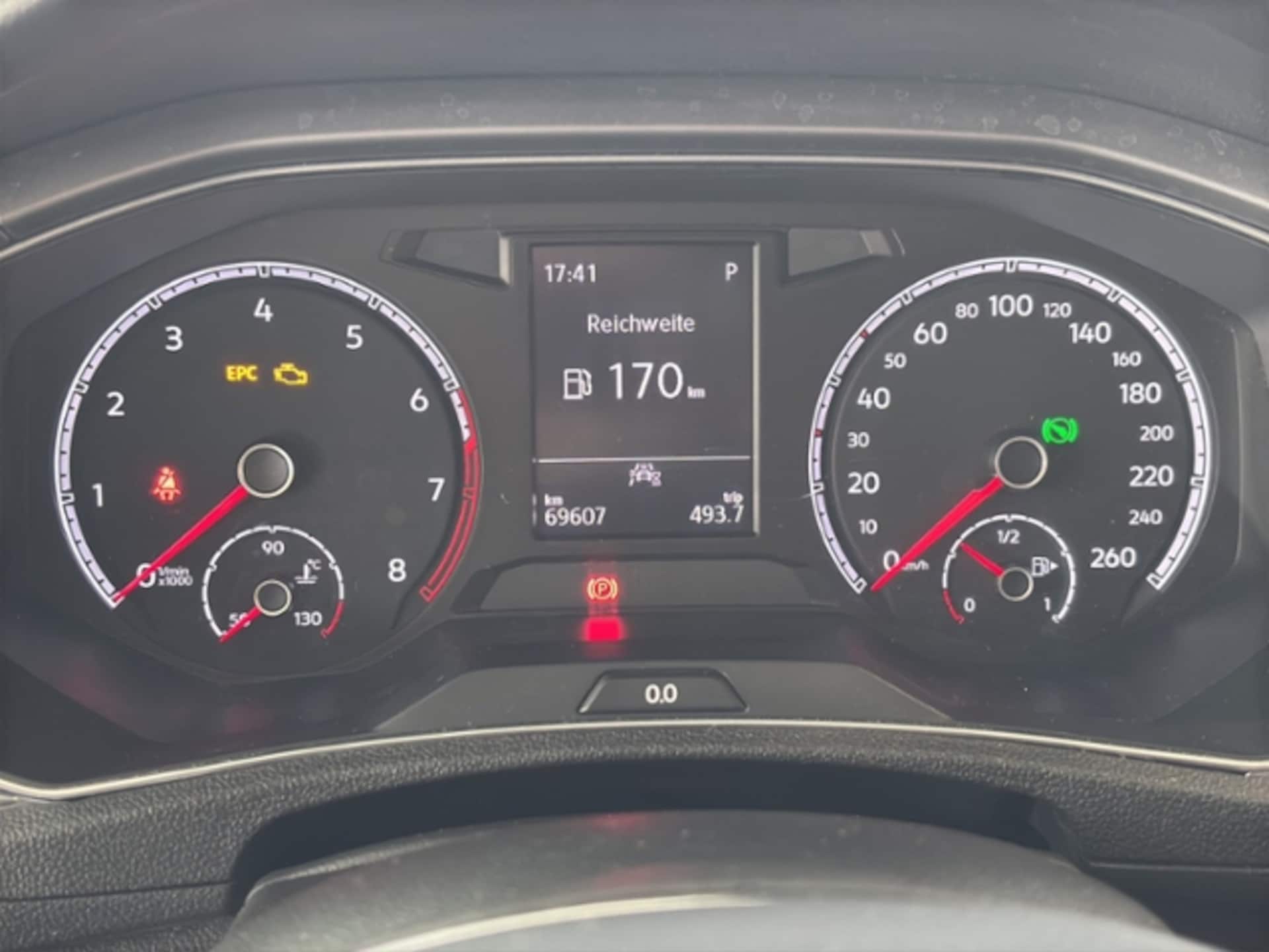 Volkswagen T-Roc Active