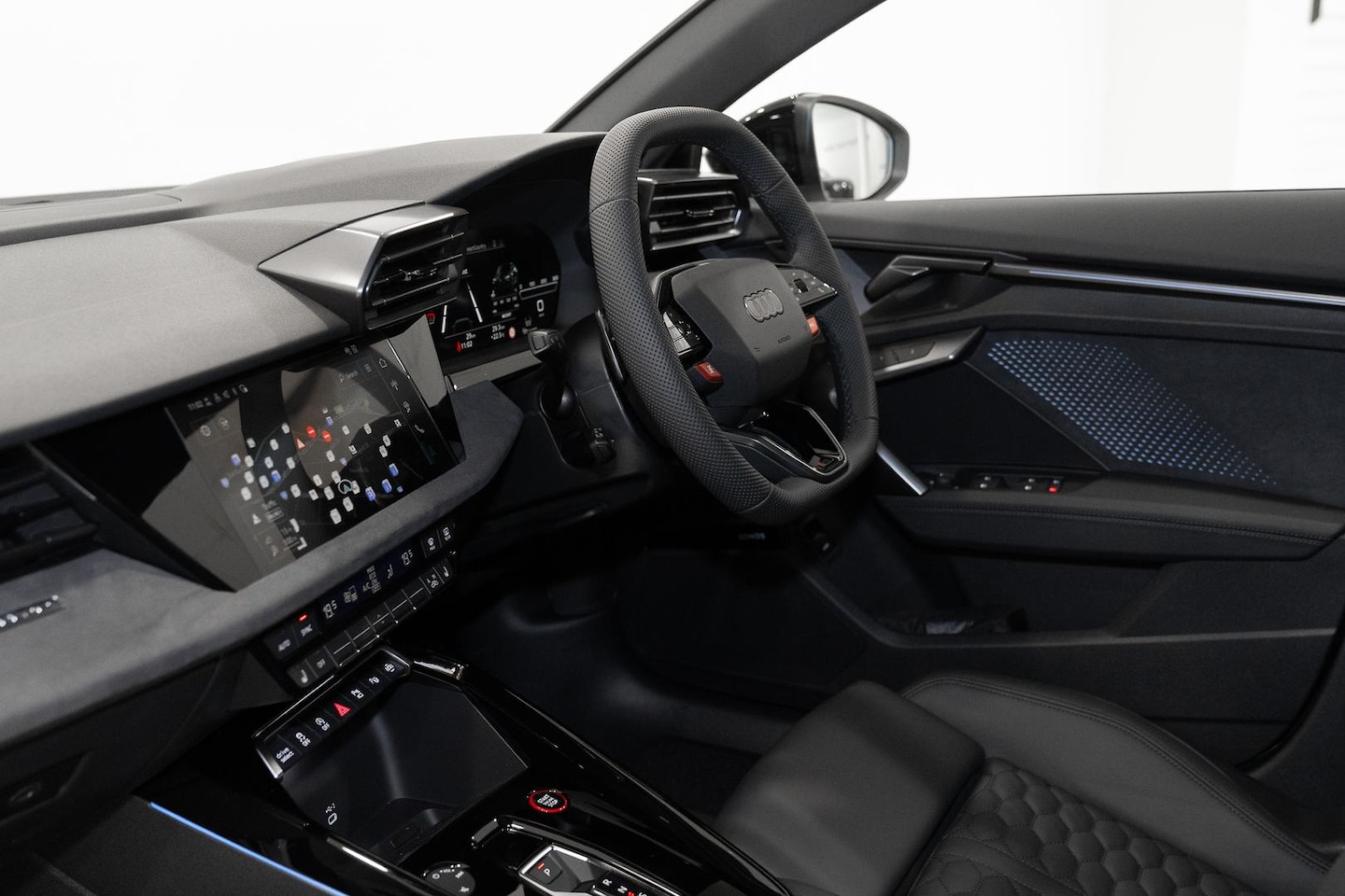 Image about Audi RS 3 Sedan TFSI quattro S tronic