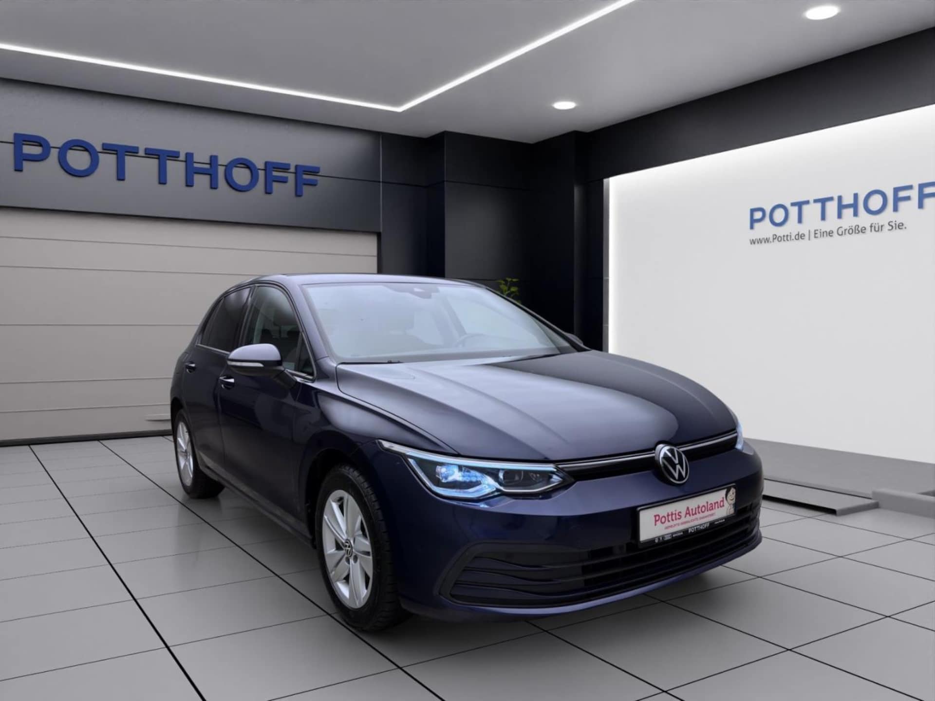 Volkswagen Golf Life