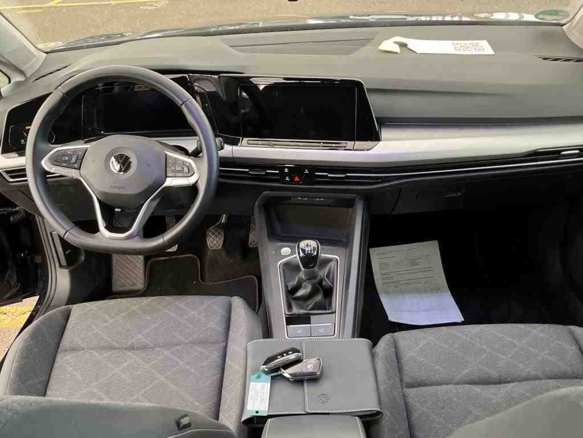 Volkswagen Golf Life