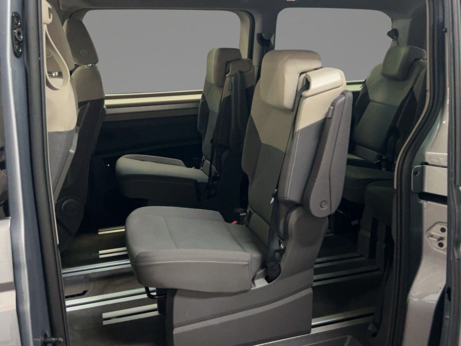 Volkswagen Multivan Langversion – Bild 7