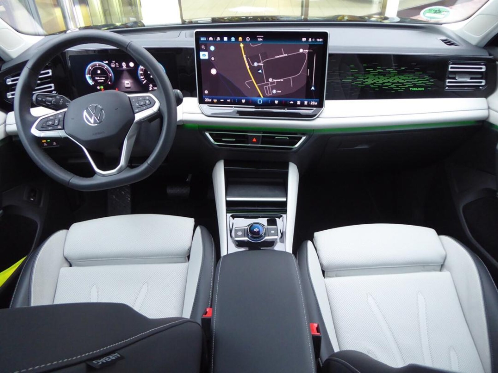 Volkswagen Tiguan – Bild 8