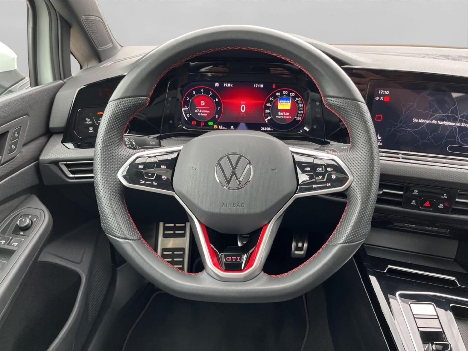 Volkswagen Golf GTI