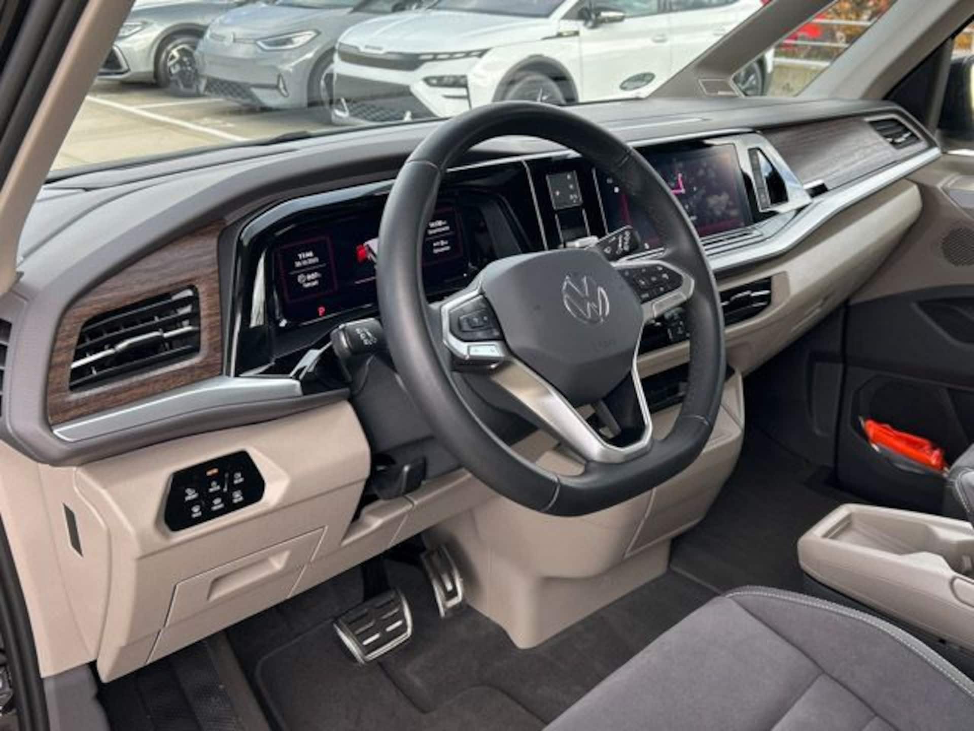 Volkswagen Multivan Style