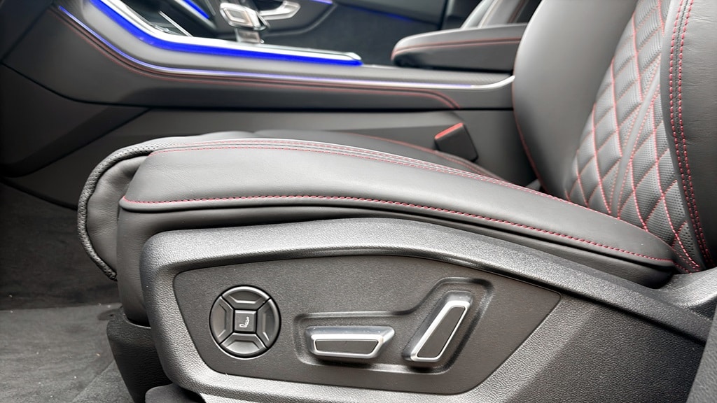 Bild som visar Audi SQ8 SUV SQ8 SUV TFSI 507 hk tiptronic - för mer information kontakta din Audi Partner