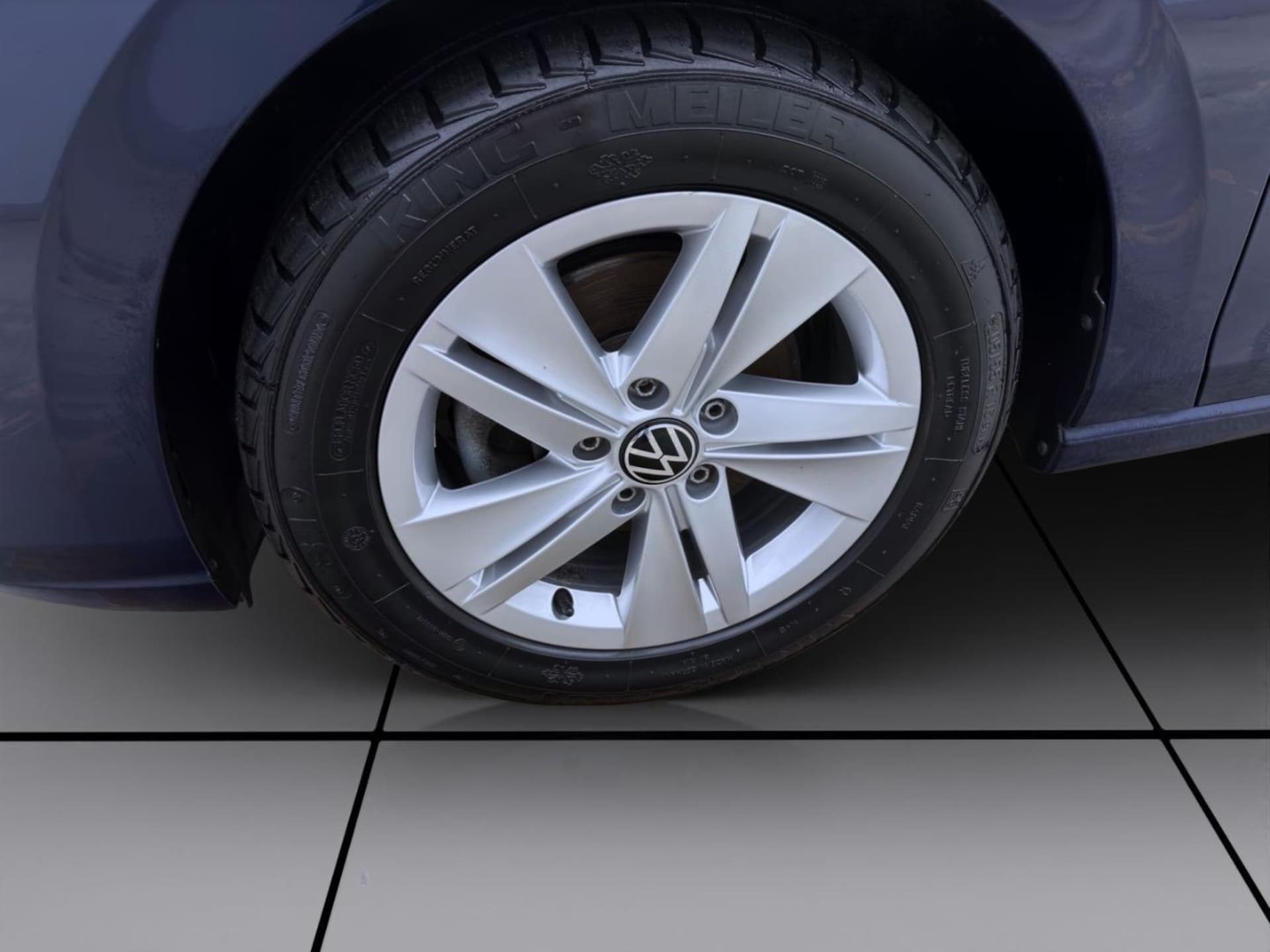 Volkswagen Golf Life