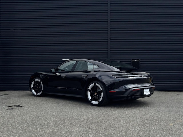 2025 Porsche Taycan
