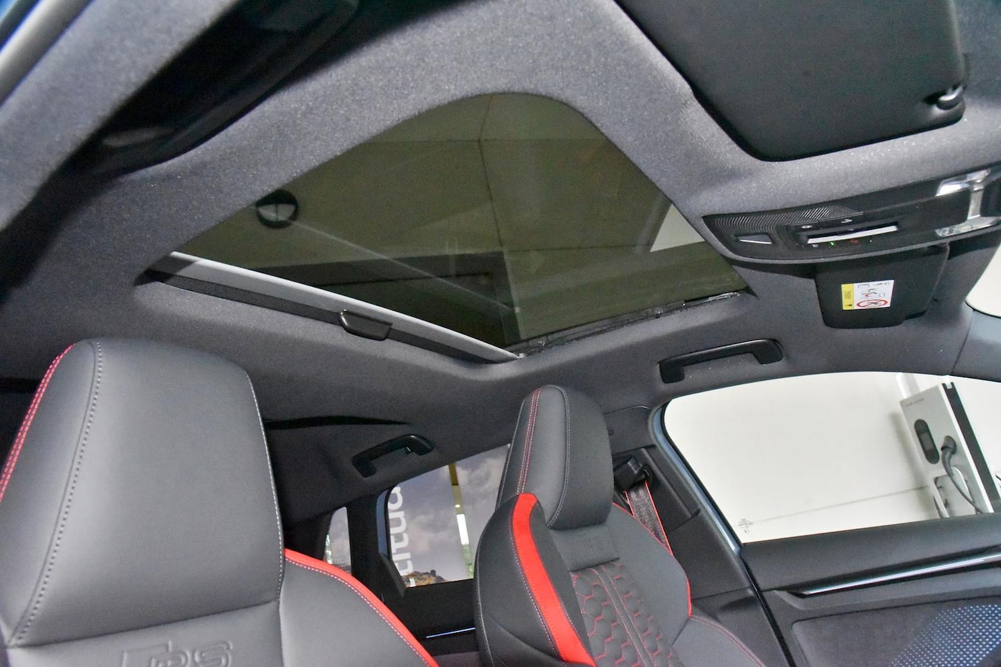 Image about Audi RS 3 Sportback TFSI quattro S tronic