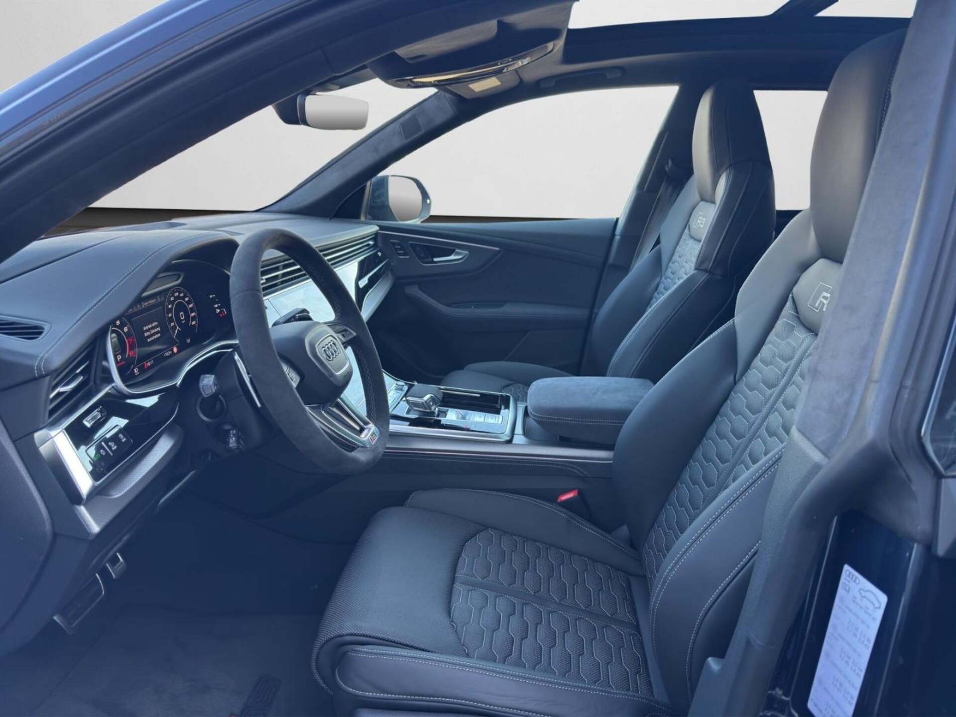 Audi RS Q8 SUV performance