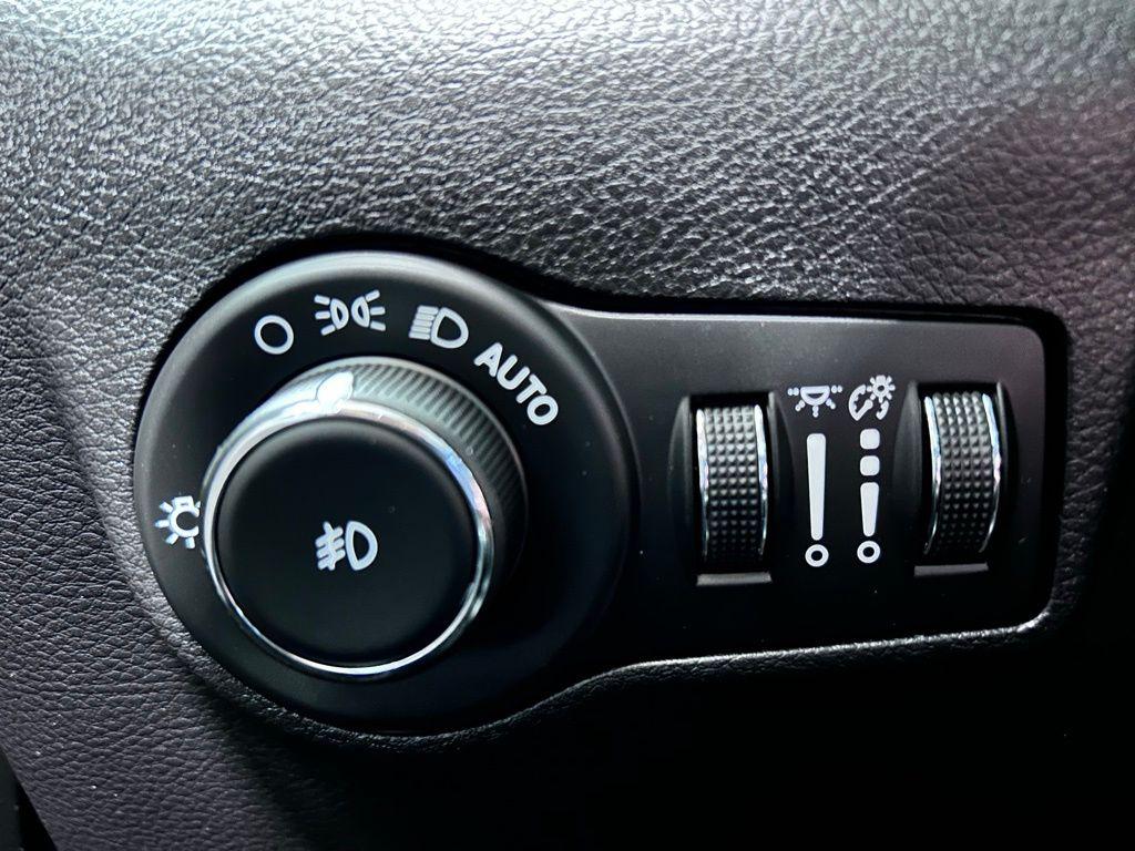2024 Jeep Compass Limited - Photo 7