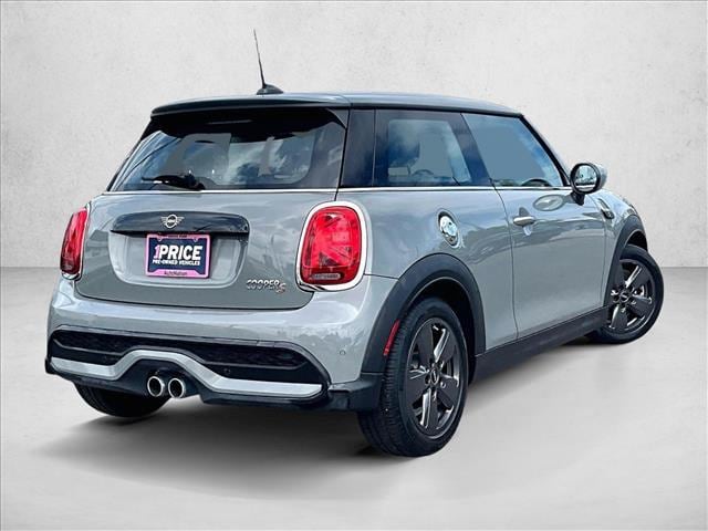 2022 MINI