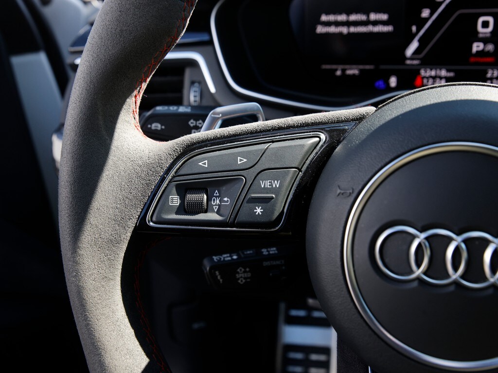 Image about Audi RS 4 Avant TFSI quattro tiptronic