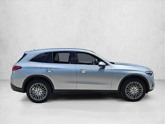 2026 Mercedes-Benz GLC 300