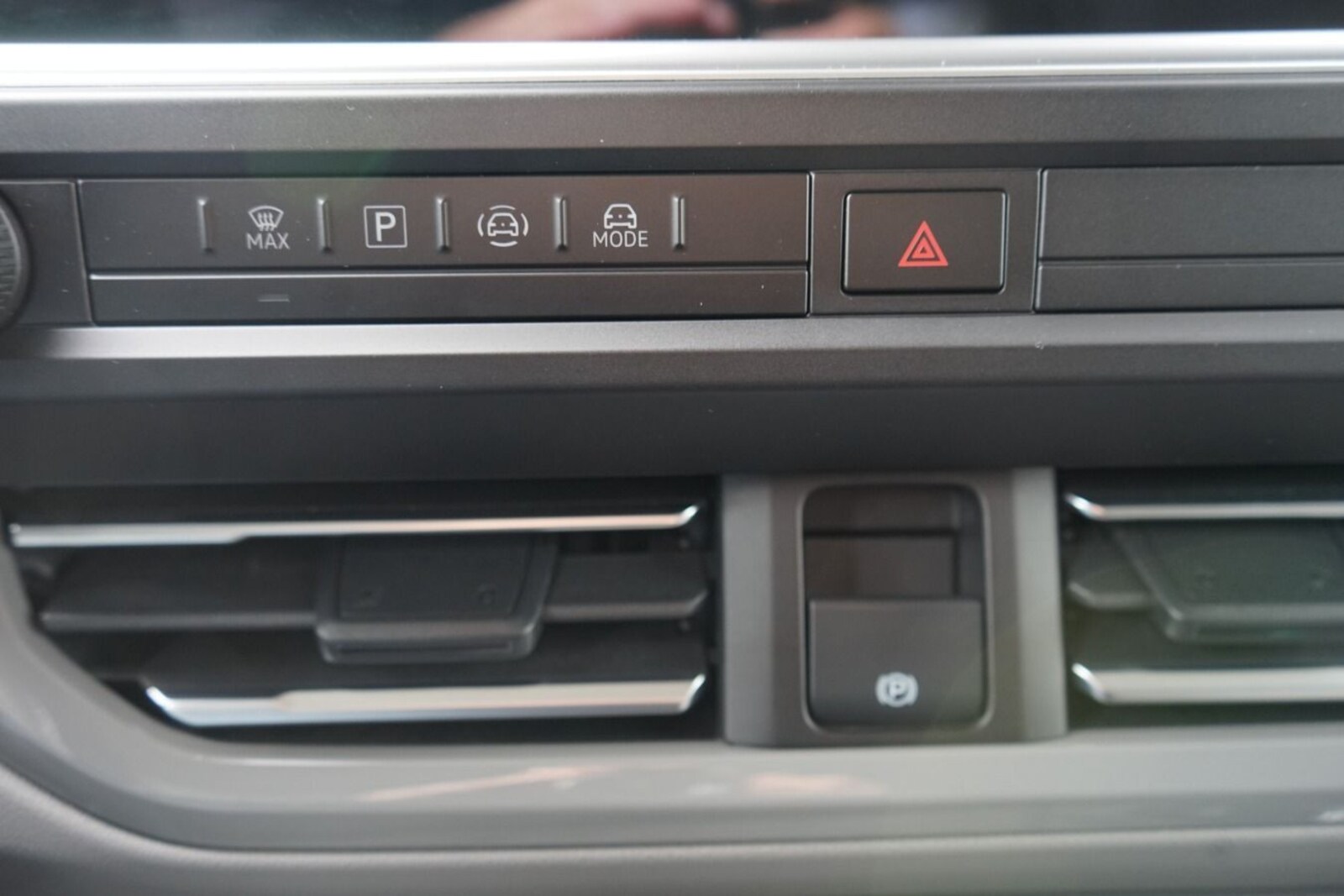 Volkswagen Caravelle langer Radstand – Bild 14