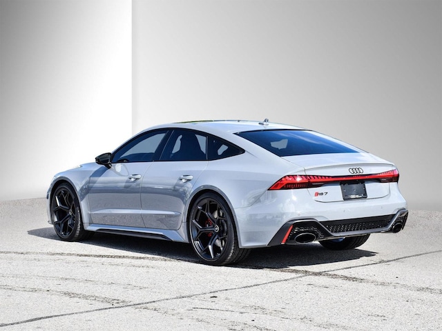 2025 Audi RS7 Sportback performance