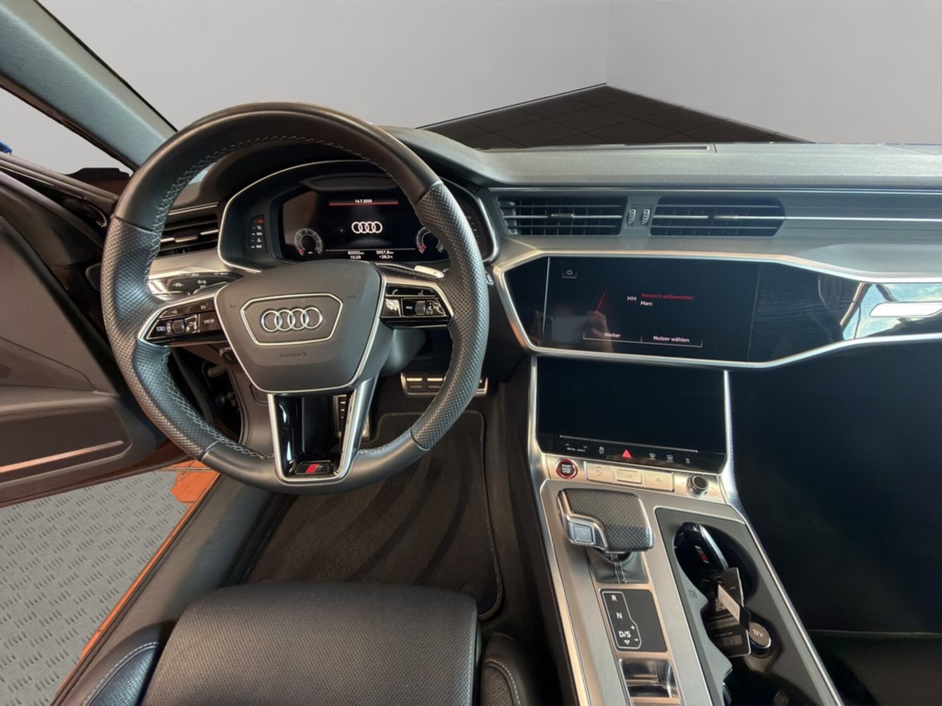 Audi S6 Avant