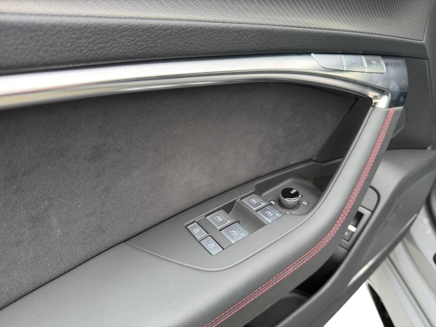 Bild über Audi RS 7 Sportback TFSI quattro tiptronic - für weitere Informationen kontaktieren Sie den Audi Partner