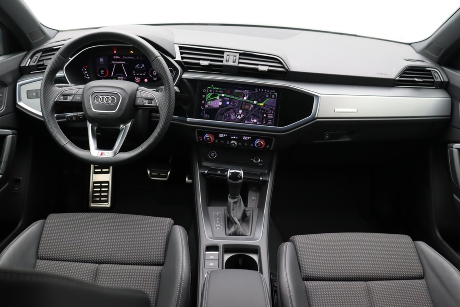 Audi Q3 – Bild 14