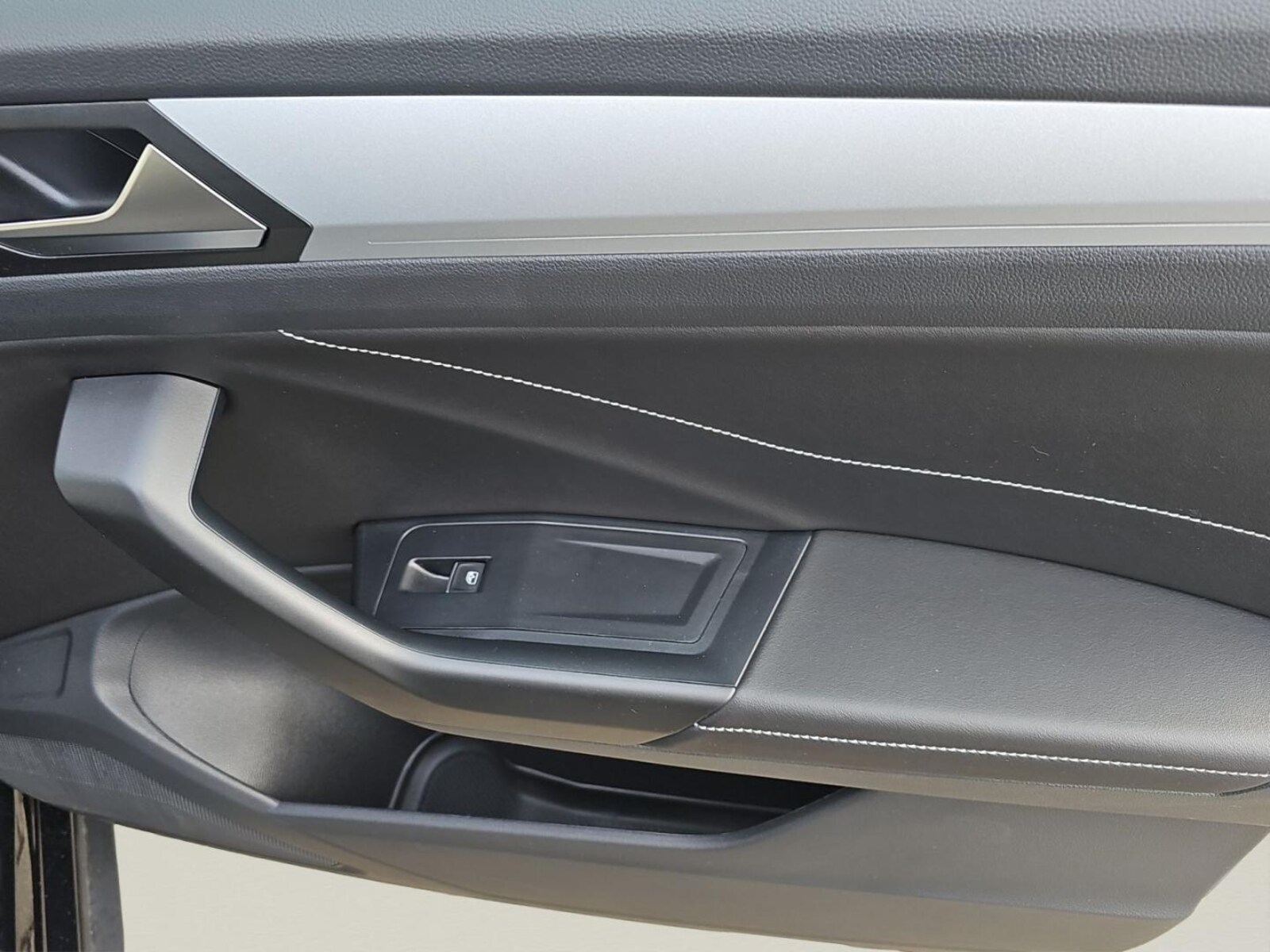 Volkswagen T-Roc – Bild 18