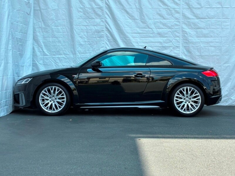 Audi TT Coupé